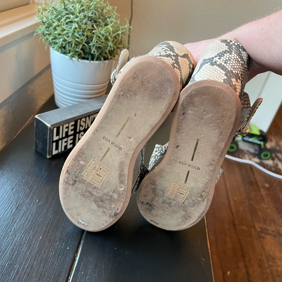 Dolce Vita reptile platform sandals - size 6.5 - Picture 4 of 4